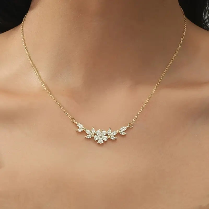 Floral Leaf Pendant Necklace