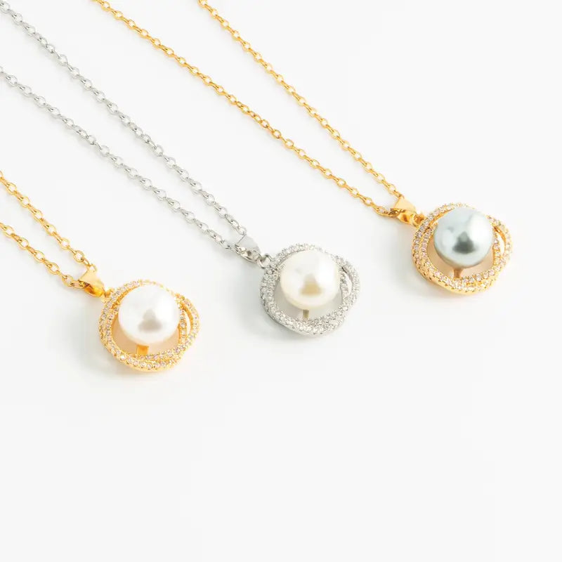 Synthetic Zirconia Pendant Necklace